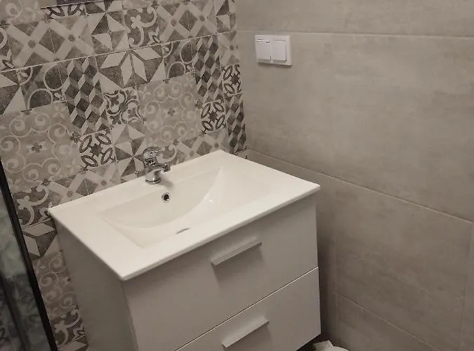 Orange דירה ודוביצה